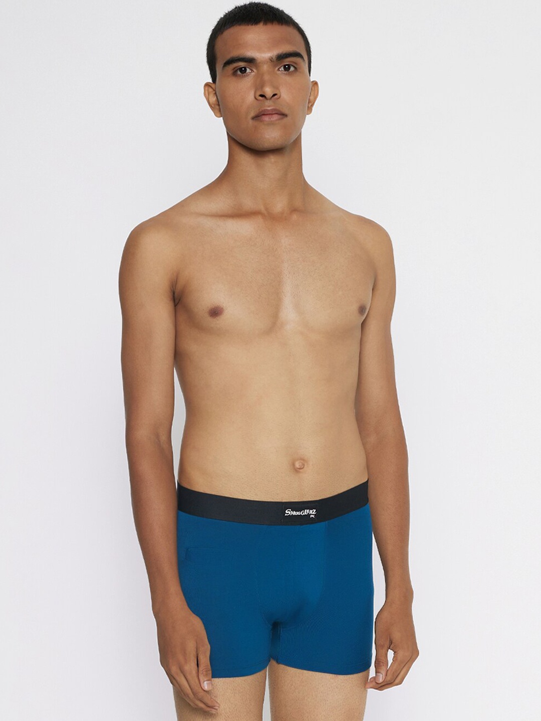 

Smugglerz Men Navy Blue Solid Trunk