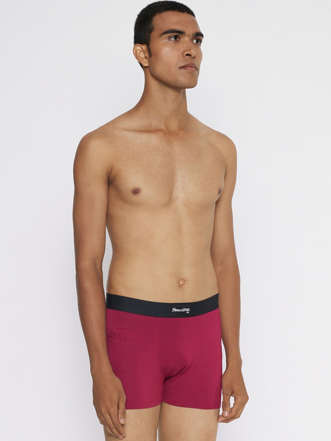 

Smugglerz Men Maroon Solid Trunk