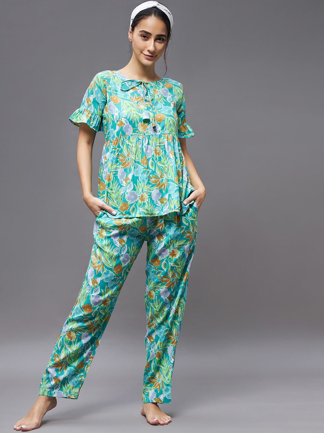 

Miss Chase Women Printed Night Suit, Green