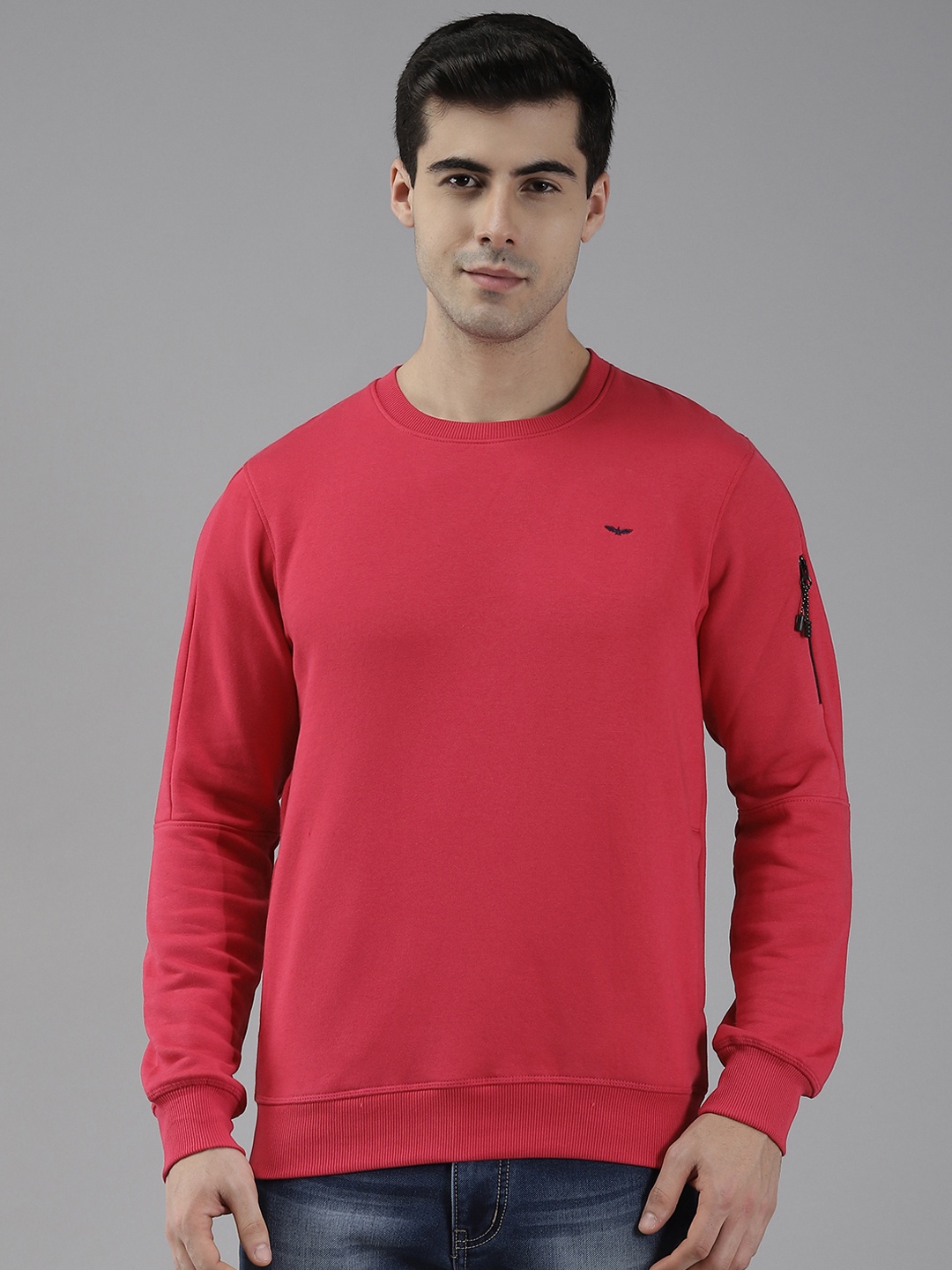 

Park Avenue Men Pink Solid Sweatshirt