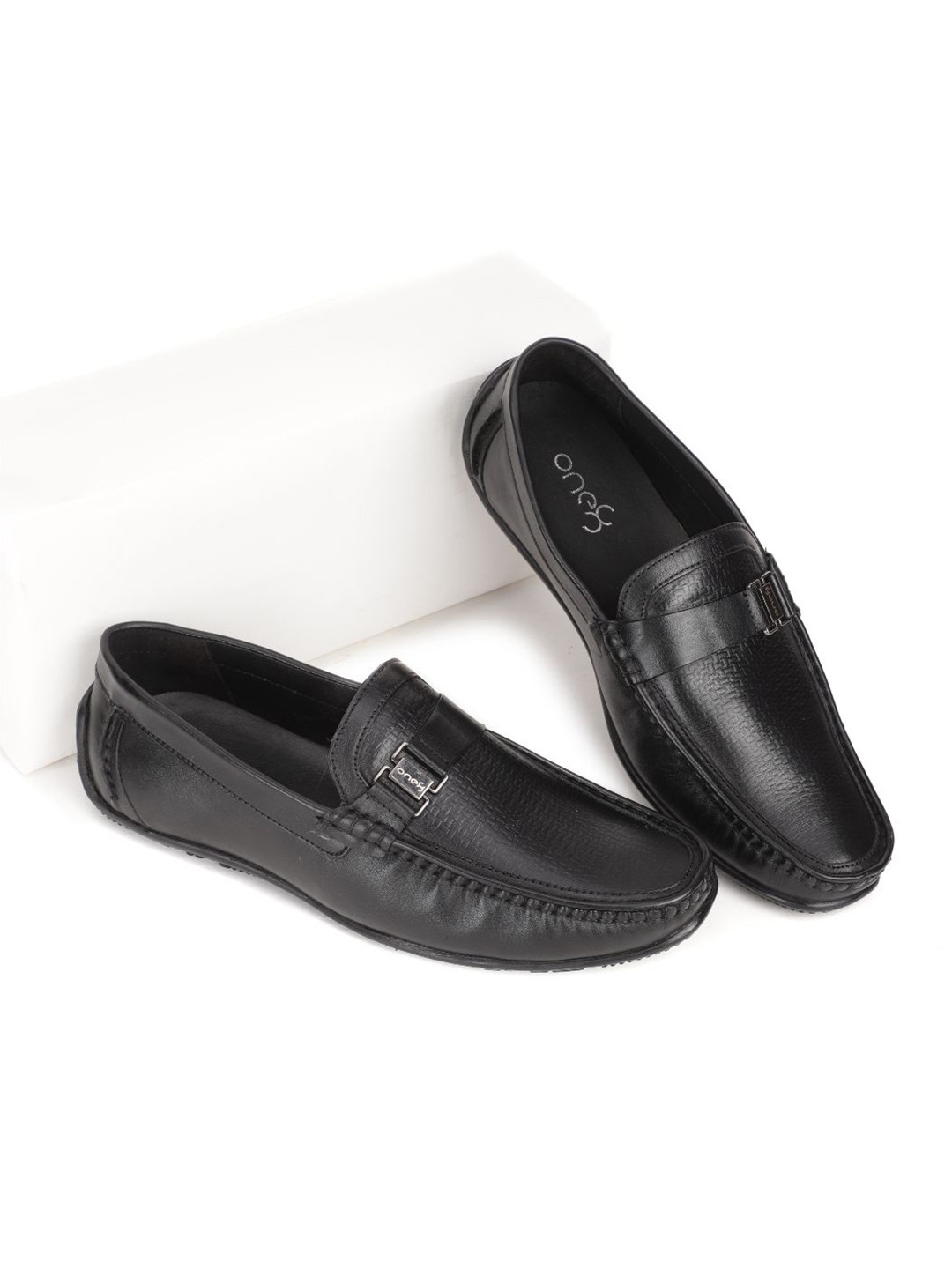 

One8 Men Black Textured Formal Slip-On Shoes