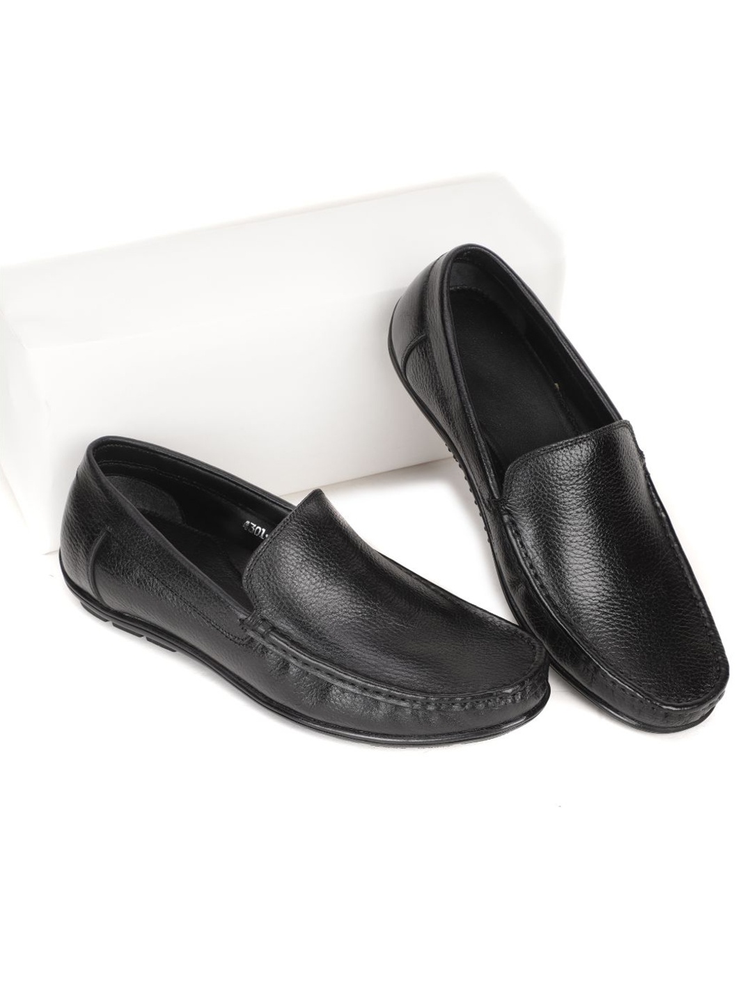 

One8 Men Black Solid Genuine Leather Formal Loafers