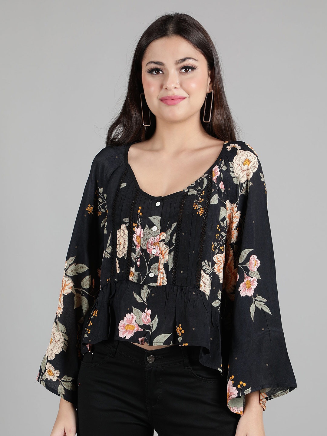 

DEBONATELLA Black Floral Print Crepe Top