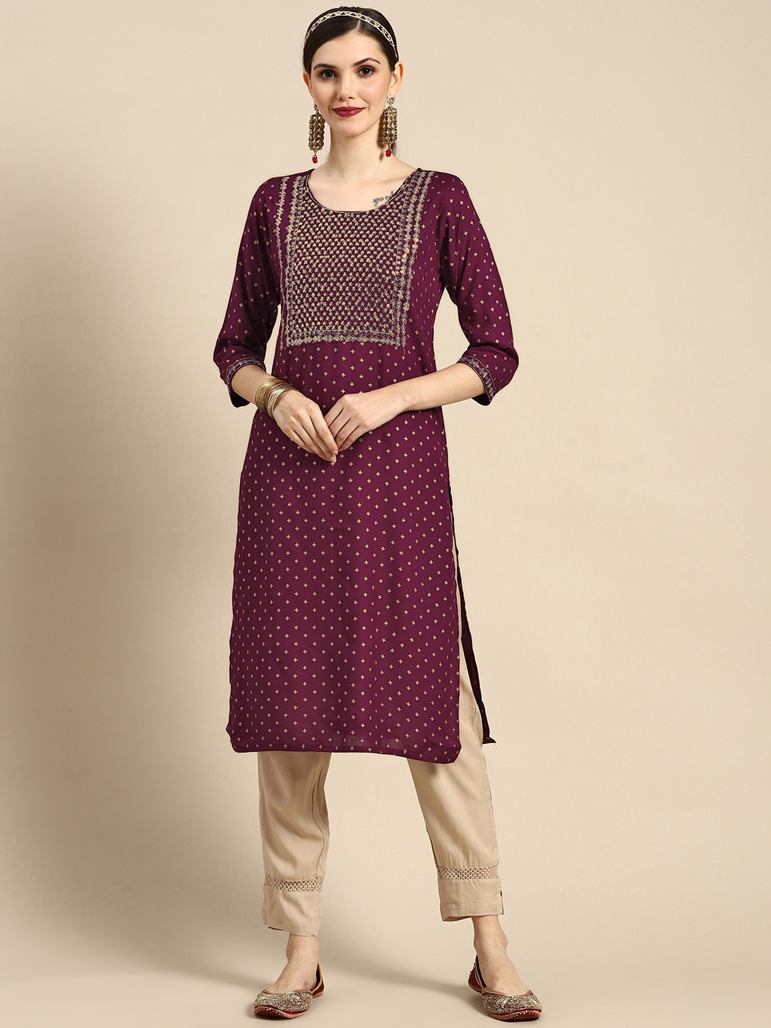 

Sangria Women Purple & Golden Geometric Embroidered Floral Kurta