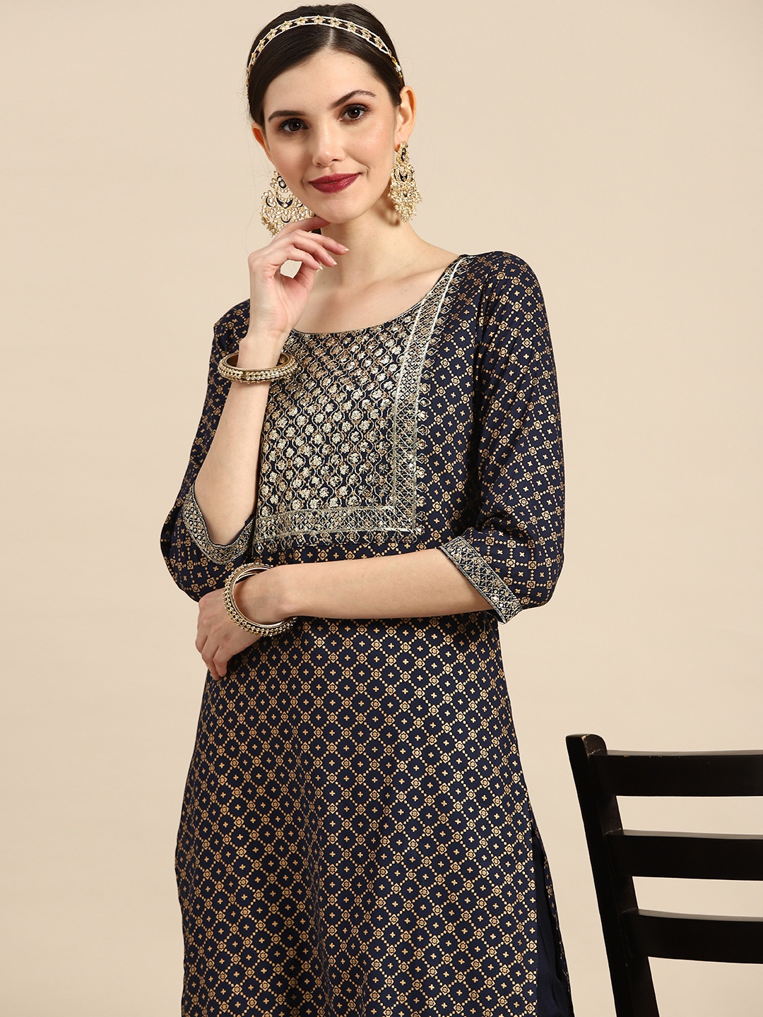 

Sangria Women Navy Blue & Golden Geometric Embroidered Kurta