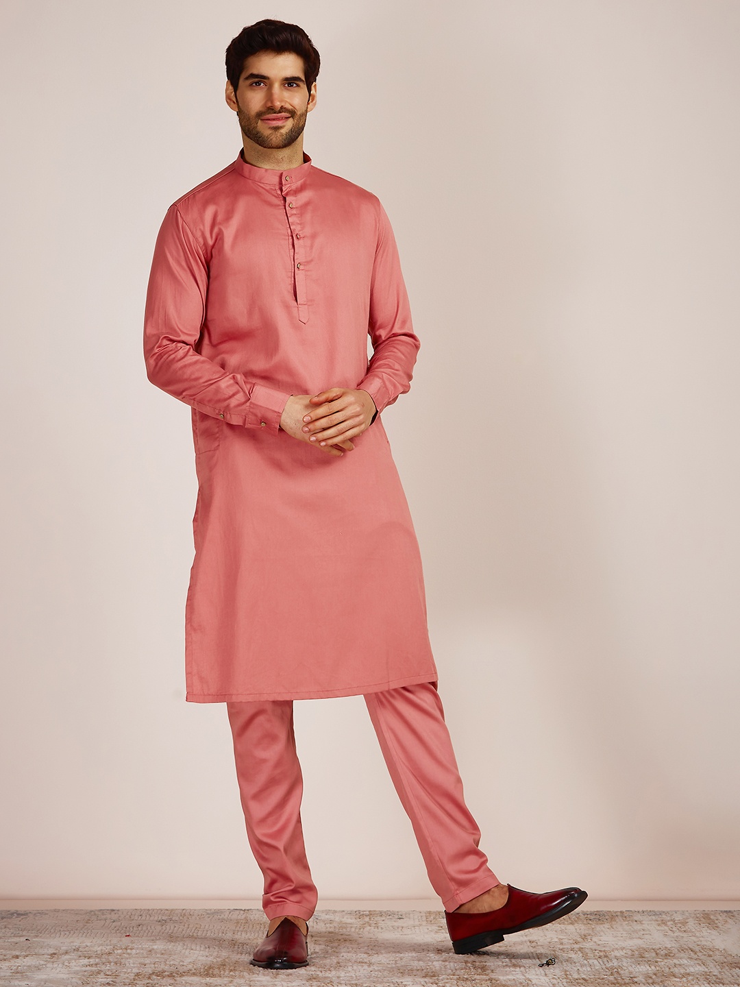 

Manyavar Men Kurta With Churidar, Pink