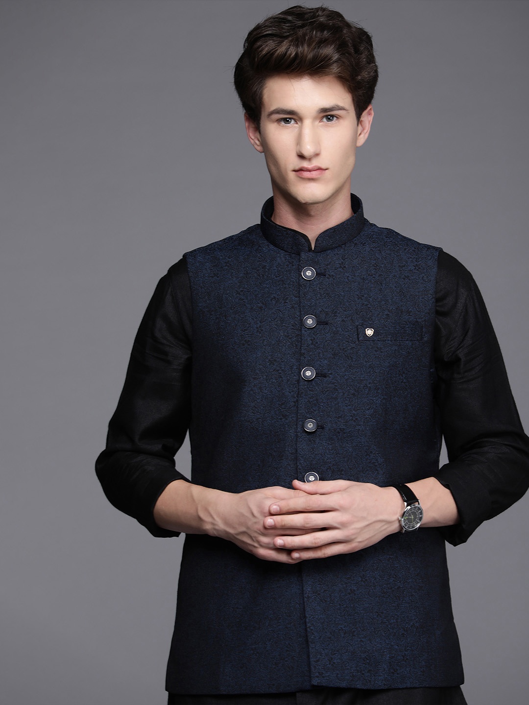 

Manyavar Men Navy Blue Woven Design Nehru Jacket