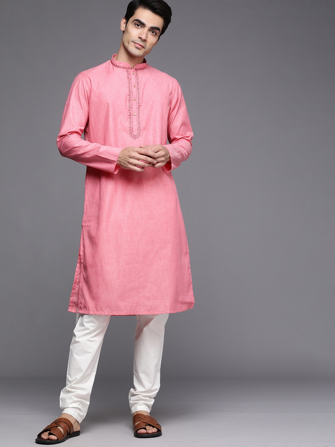 

Manyavar Men Pink Solid Kurta with Churidar