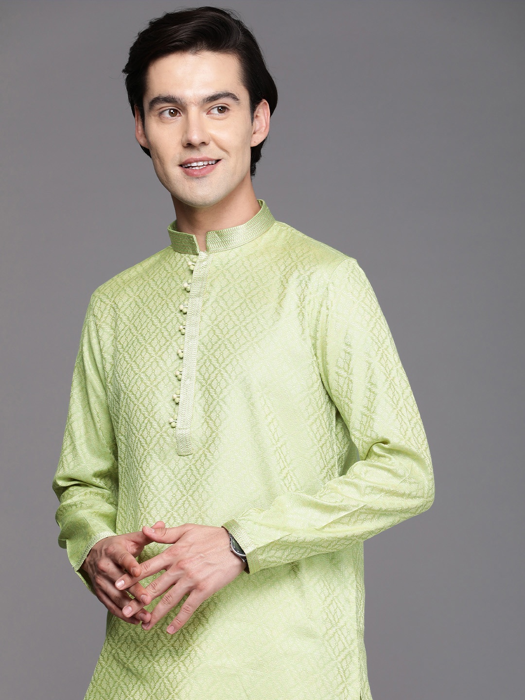 

Manyavar Men Green Kurta with Churidar