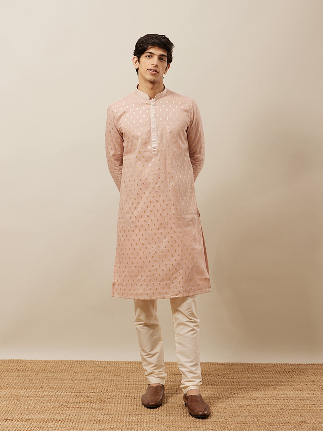 

Manyavar Ethnic Motifs Kurta Set, Pink