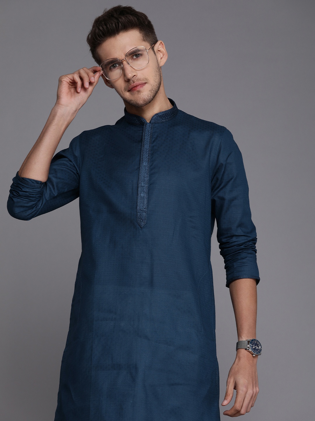 

Manyavar Men Navy Blue Kurta with Churidar