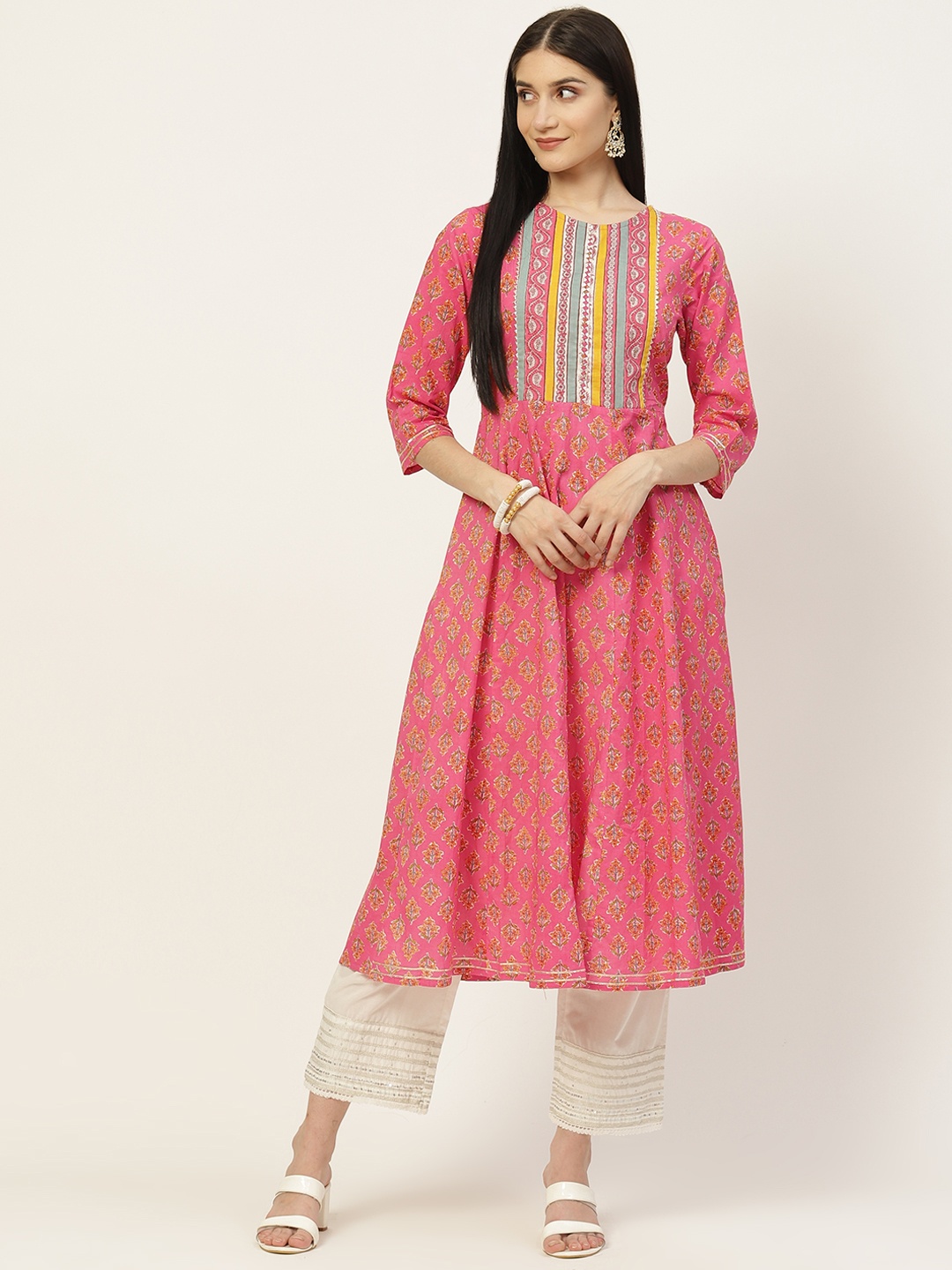 

Maaesa Women Pink & Yellow Ethnic Motifs Printed Gotta Patti Cotton Anarkali Kurta