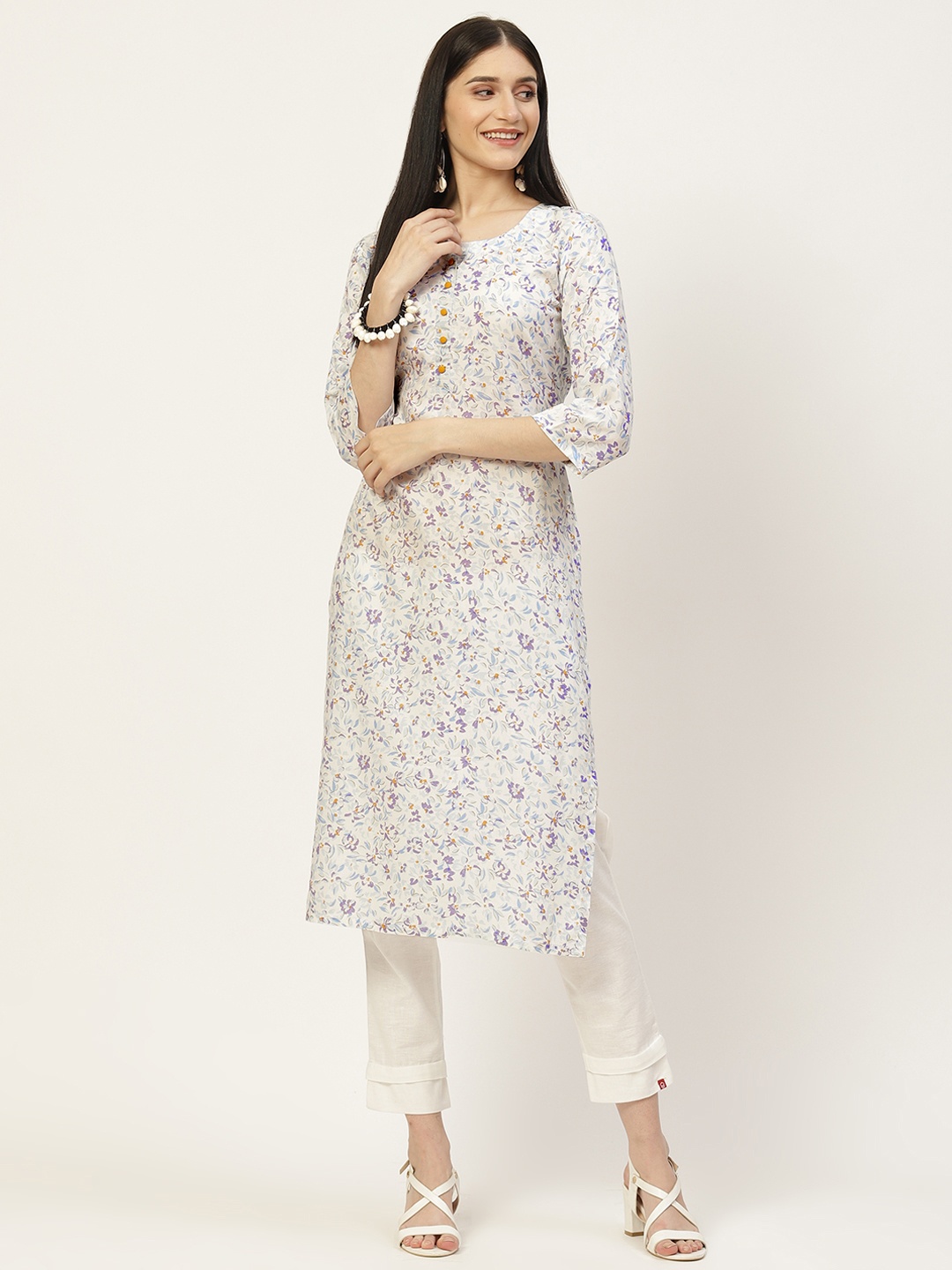 

Maaesa Women Off White & Blue Floral Printed Kurta