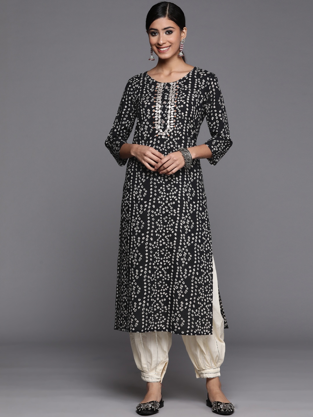 

Varanga Black Bandhani Printed Round Neck Gotta Patti Pure Cotton Straight Kurta