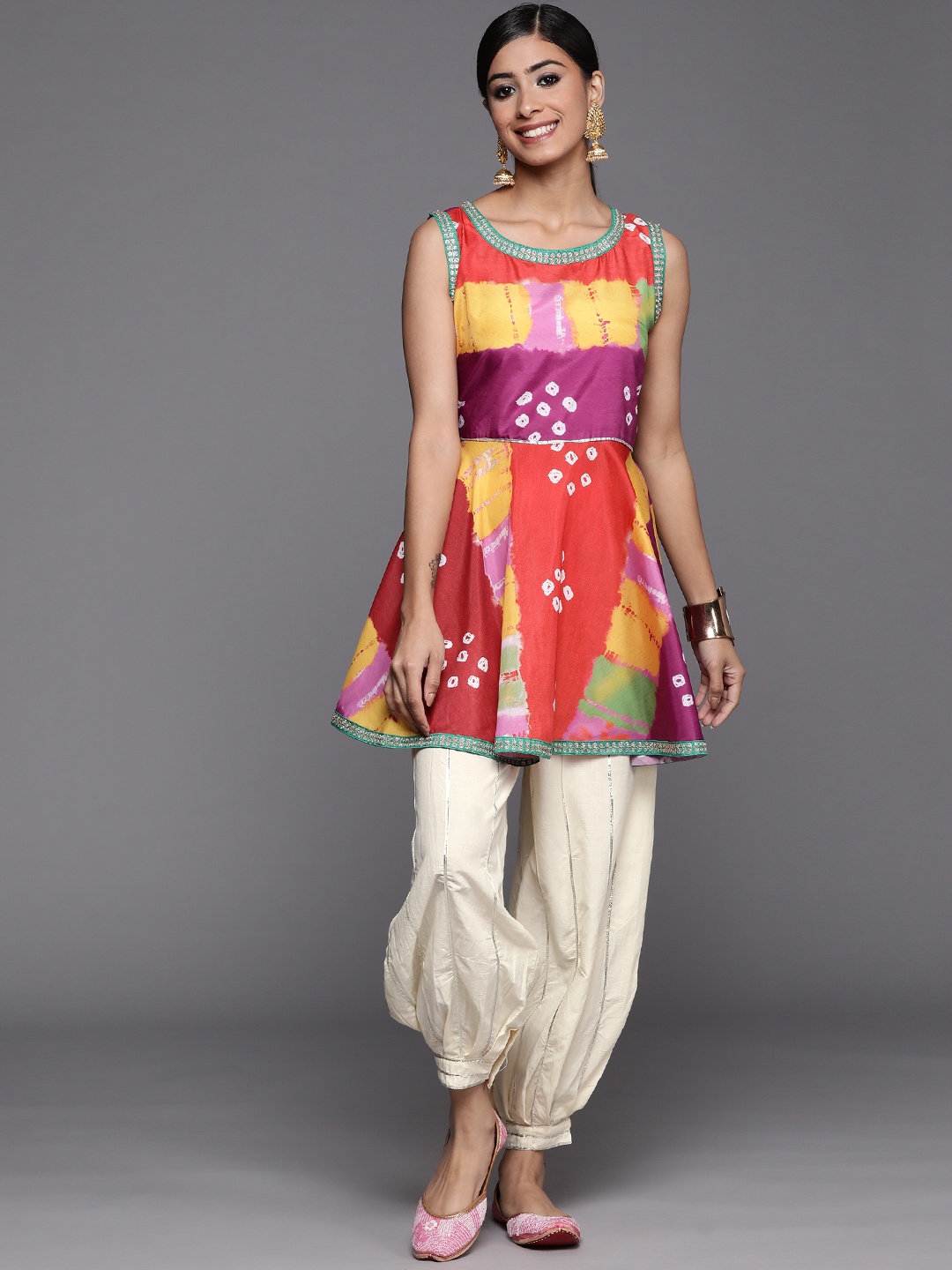 Varanga Women Multicoloured Bandhani Printed Kurta with Salwar, Multi