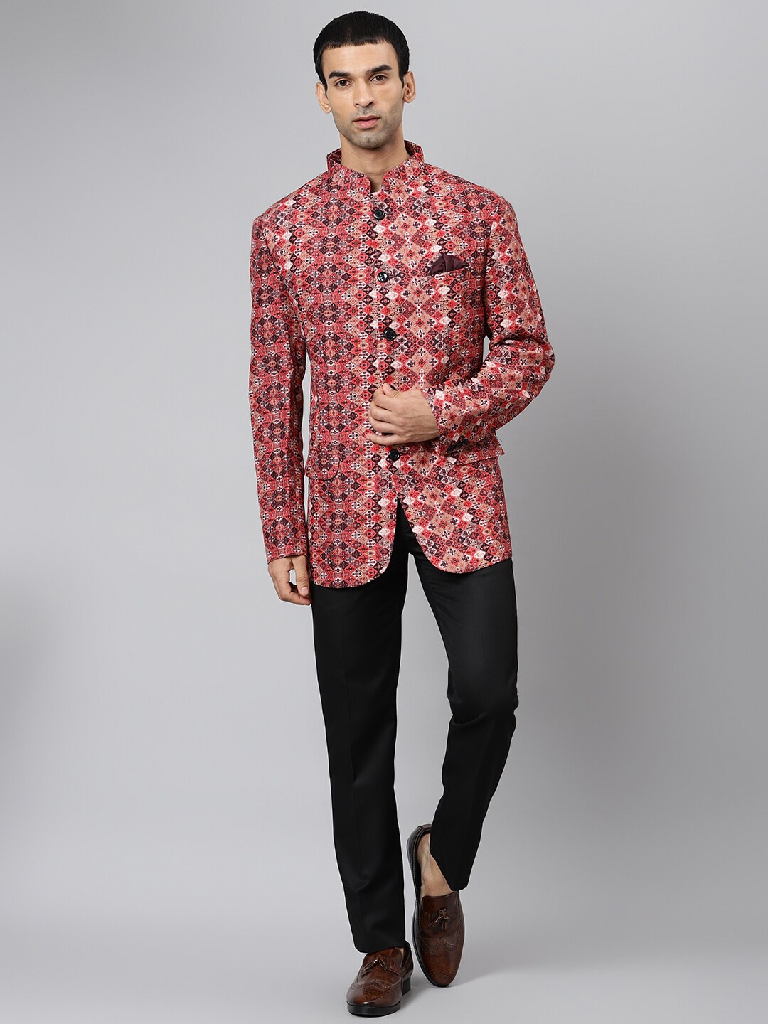 

Hangup Men Brown & Black Printed Single-Breasted 2-Piece Bandhgala Suit