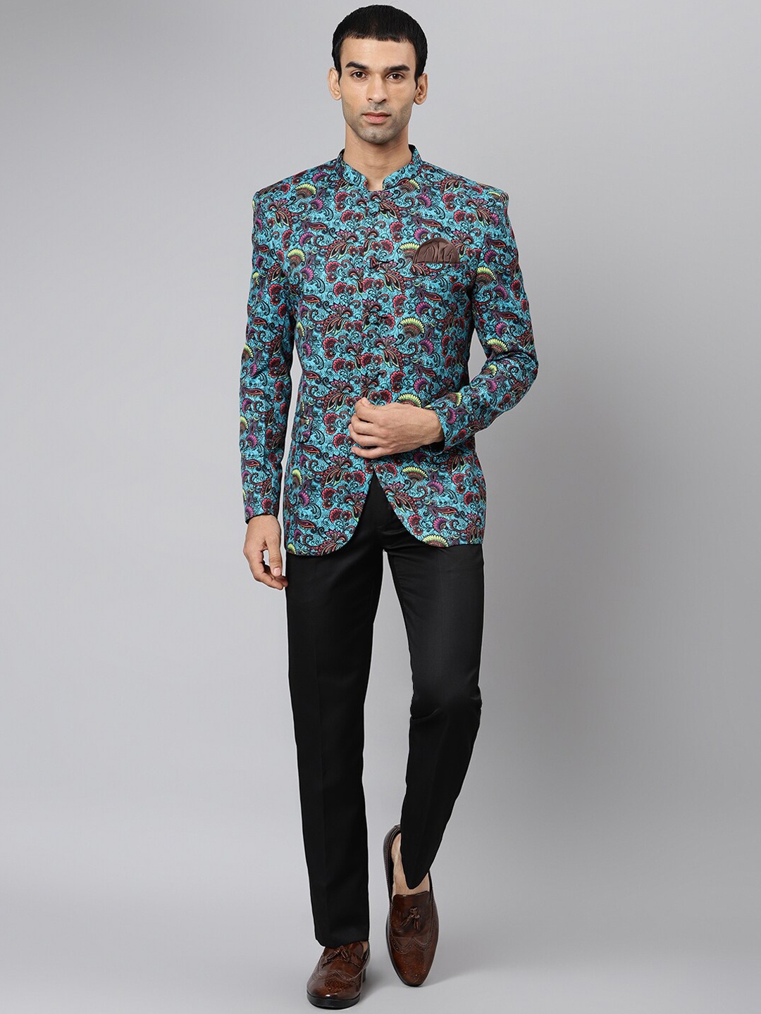 

Hangup Men Blue & Black Printed Bandhgala 2-Piece Suits