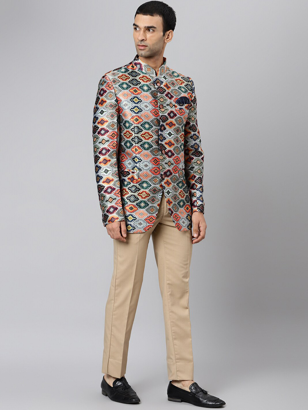 

Hangup Men Grey & Beige Printed down 2-Piece Bandhgala Party Suit
