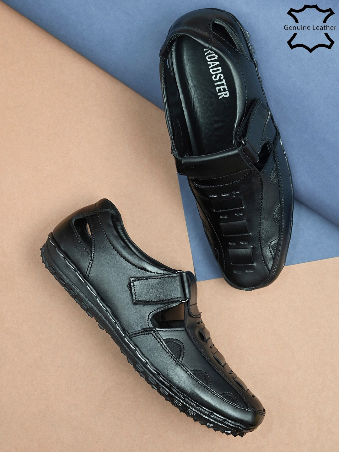

Roadster Men Leather Sandals, Black