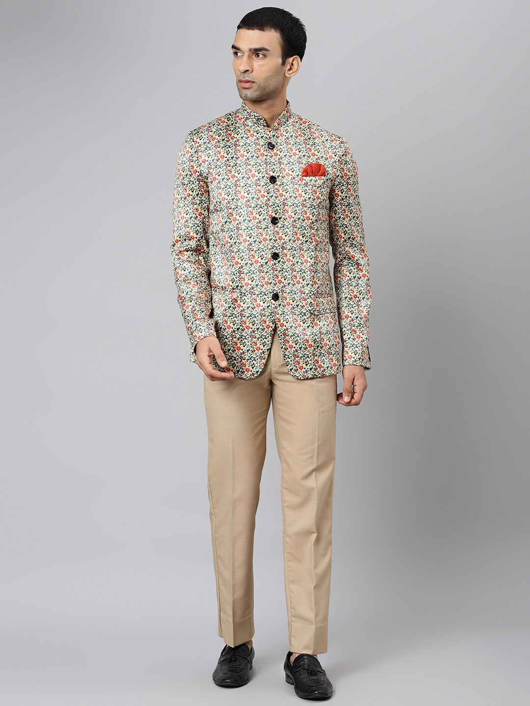 

hangup trend Men Beige Self-Design Single-Breasted Two-Piece Party Suit