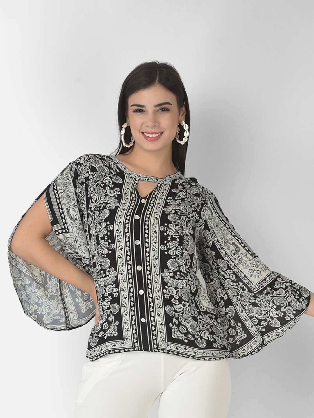 VELDRESS Black & White Floral Print Top