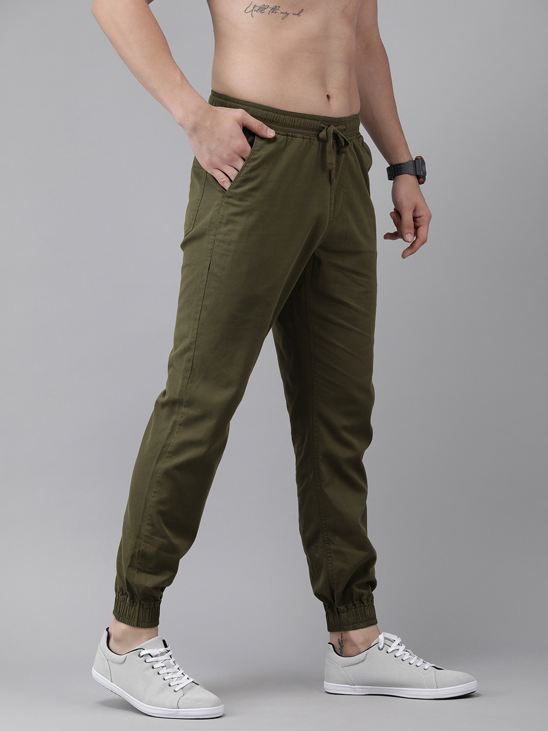

Roadster Men Slim Fit Joggers, Green