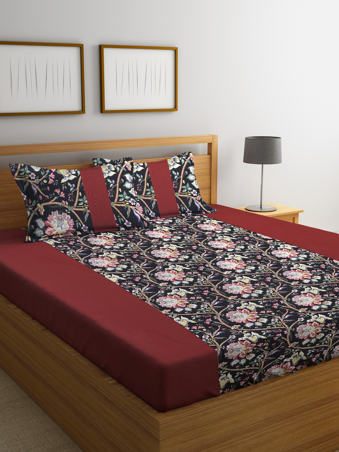 

Rajasthan Decor Floral 180 TC Cotton King Bedsheet with 2 Pillow Covers, Black