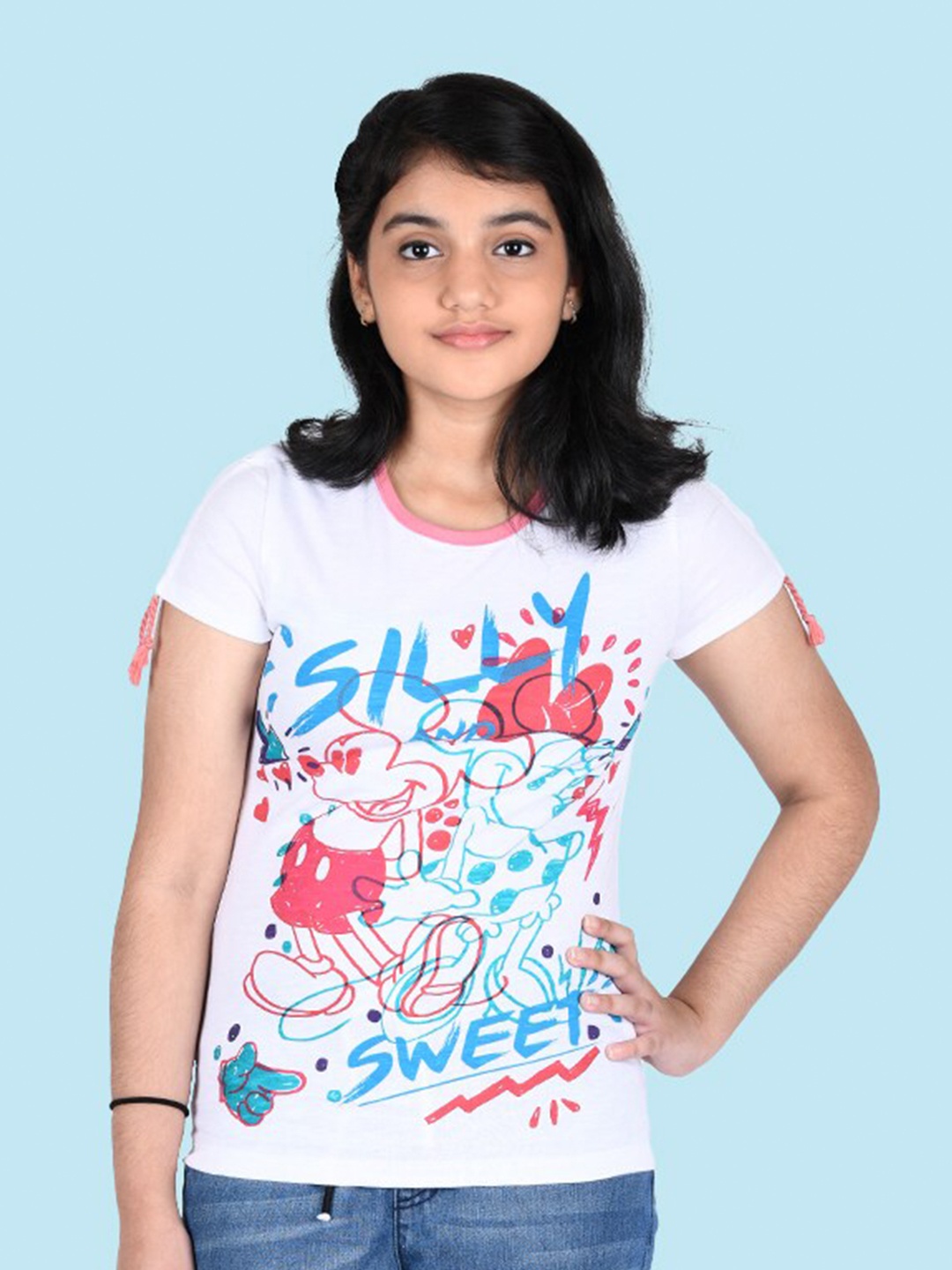 

Zalio Girls White Minnie Mouse Printed Cotton T-shirt