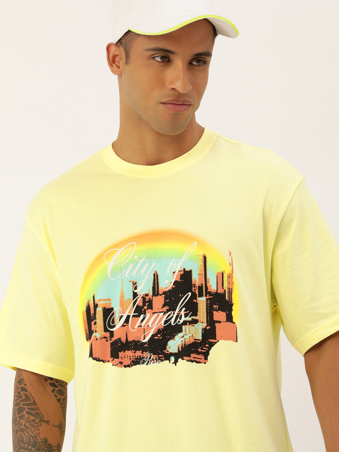 

FOREVER 21 Men Yellow Abstract Printed Pure Cotton T-shirt