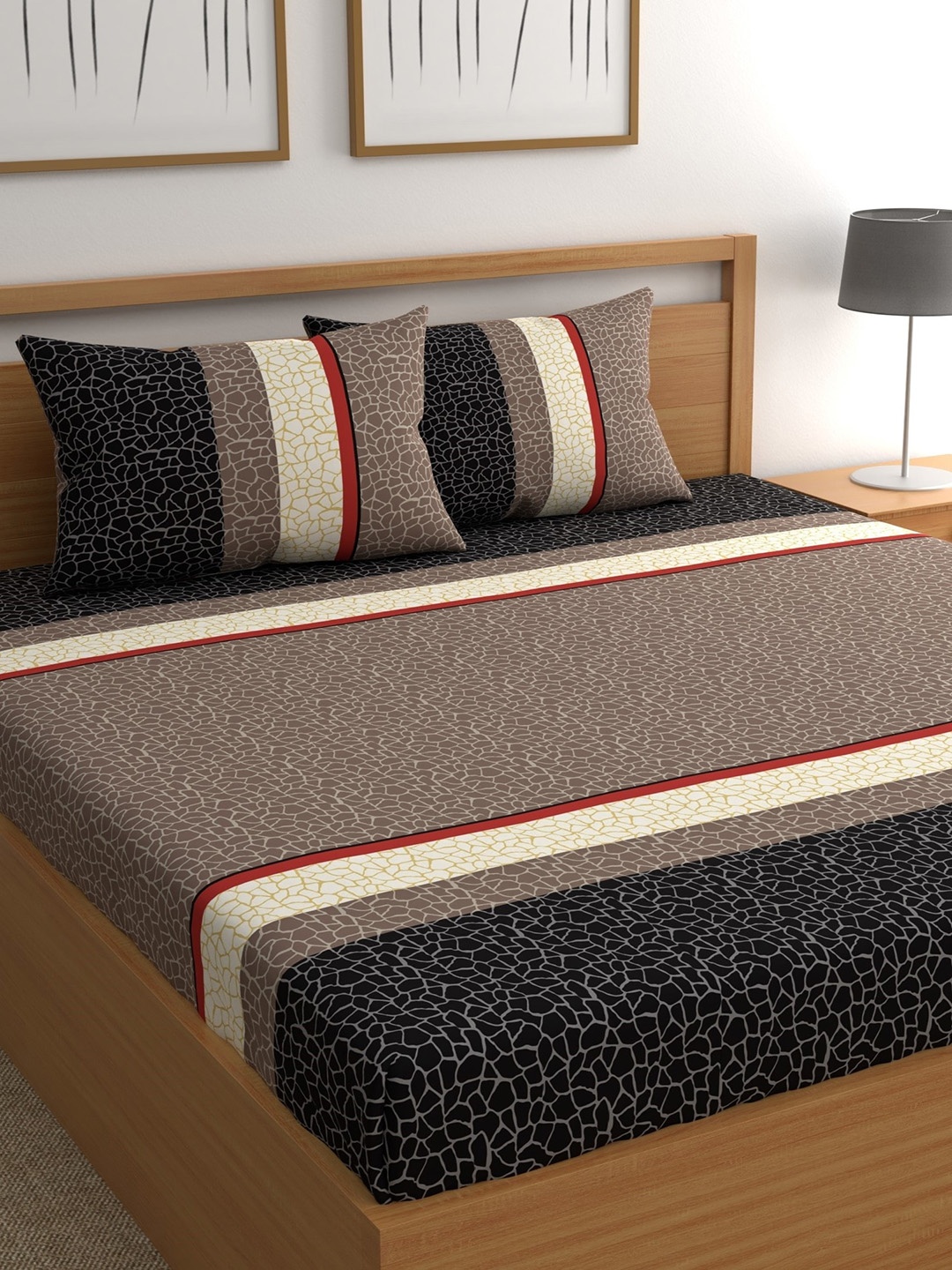 

CHHAVI INDIA Black & Brown 210 TC Abstract Queen Bedsheet with 2 Pillow Covers