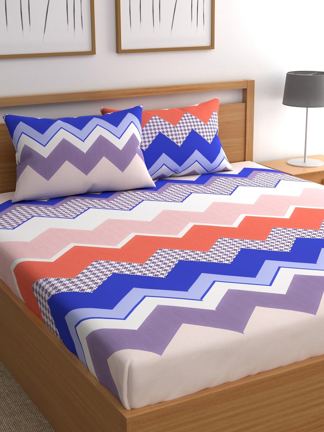 

CHHAVI INDIA Assorted Geometric 210 TC Queen Bedsheet with 2 Pillow Covers