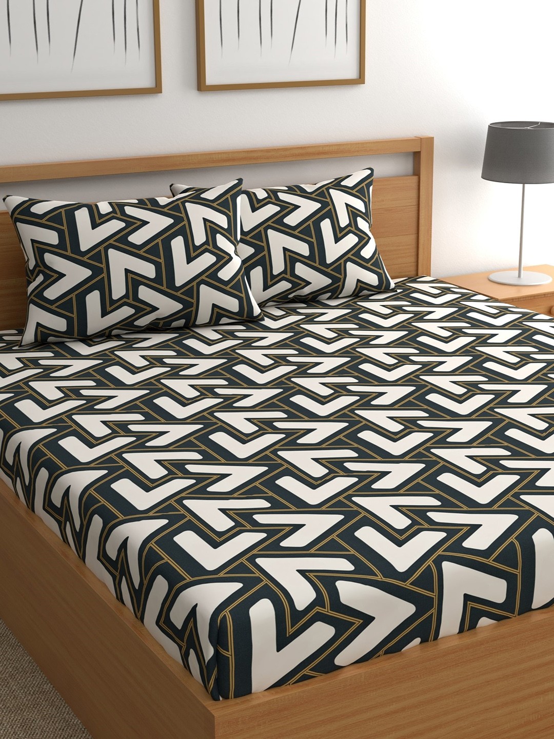 

CHHAVI INDIA 210 TC Queen Bedsheet with 2 Pillow Covers, Grey