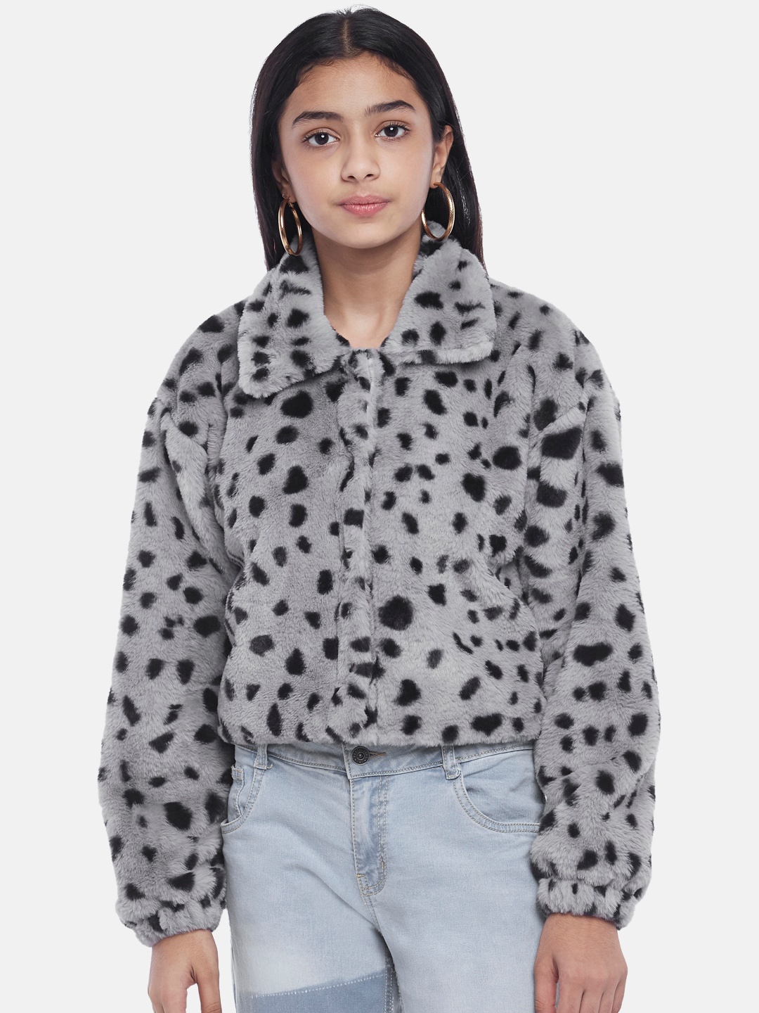

Coolsters by Pantaloons Girls Grey & Black Printed Crop Tailored Jacket
