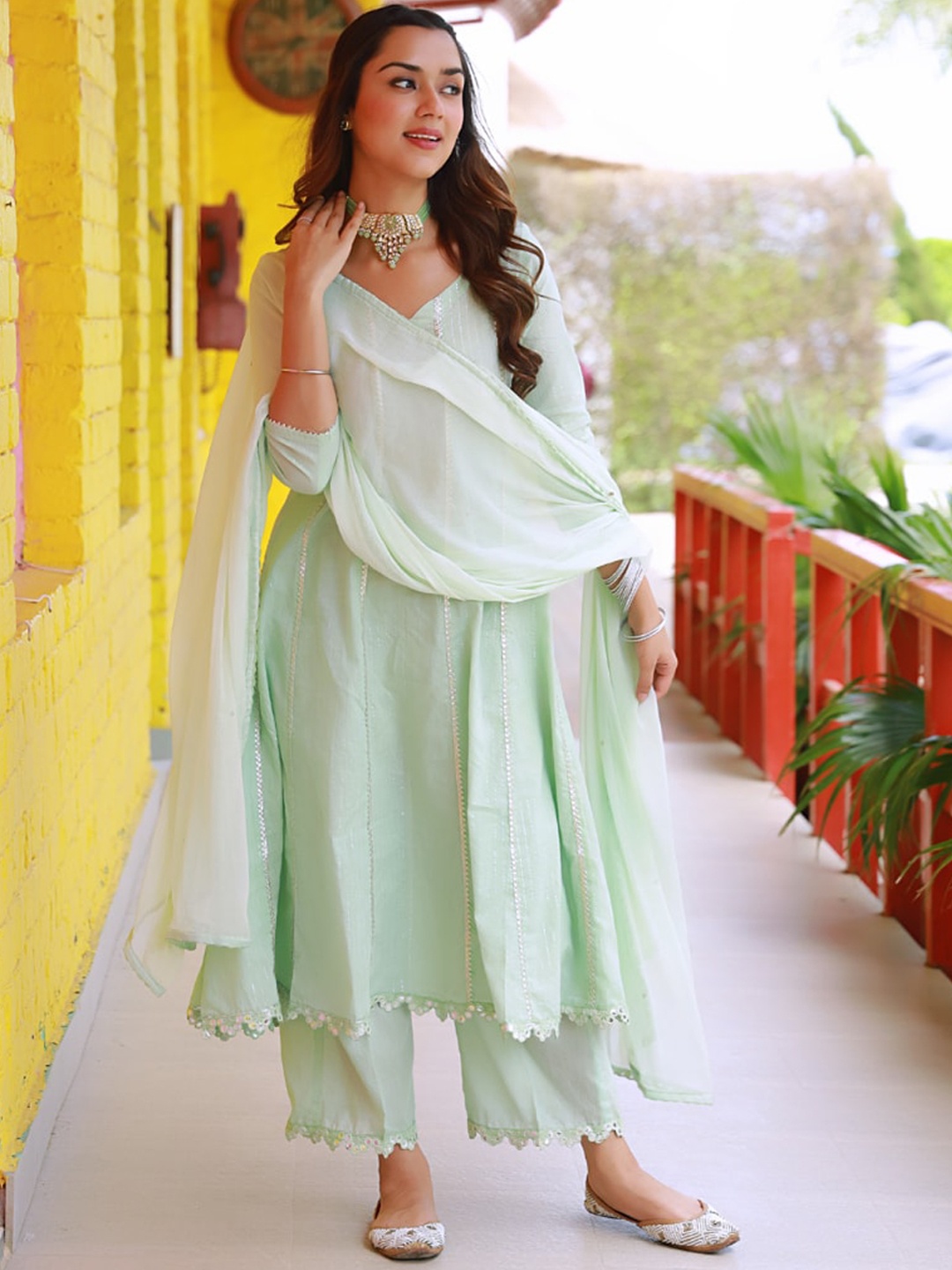 

Baisacrafts Women Panelled Gotta Patti Pure Cotton Kurta with Palazzos & With Dupatta, Sea green