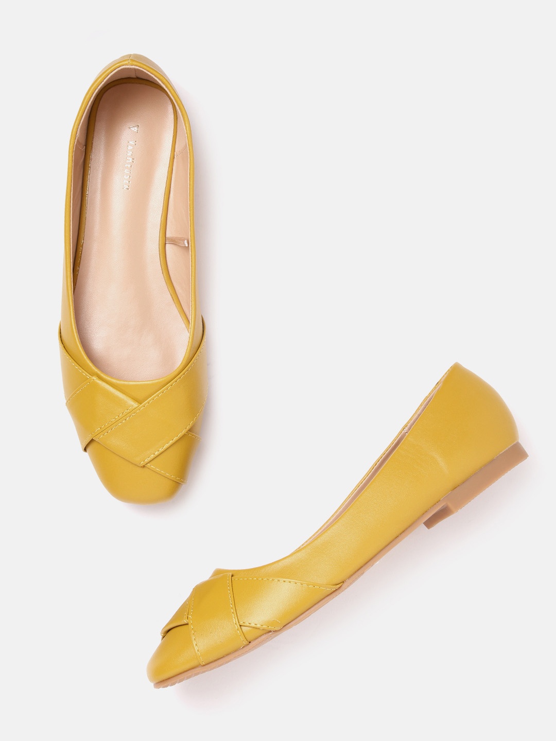 

Van Heusen Woman Ballerinas, Mustard