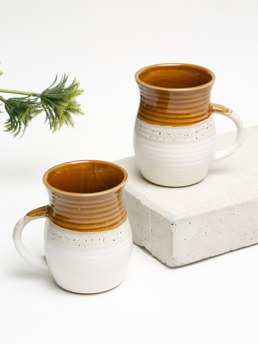 

EK BY EKTA KAPOOR Brown & White Pack OF 2 Textured Ceramic Matte Cups 260 ml Each