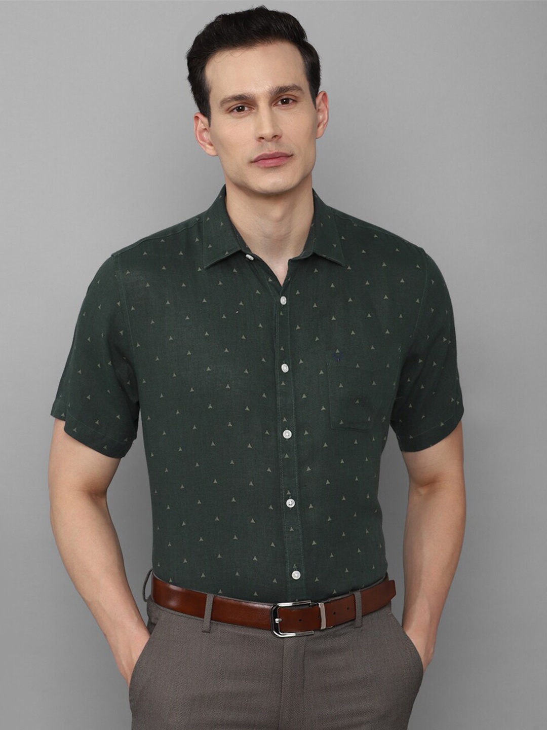 

Allen Solly Men Linen Slim Fit Printed Formal Shirt, Green