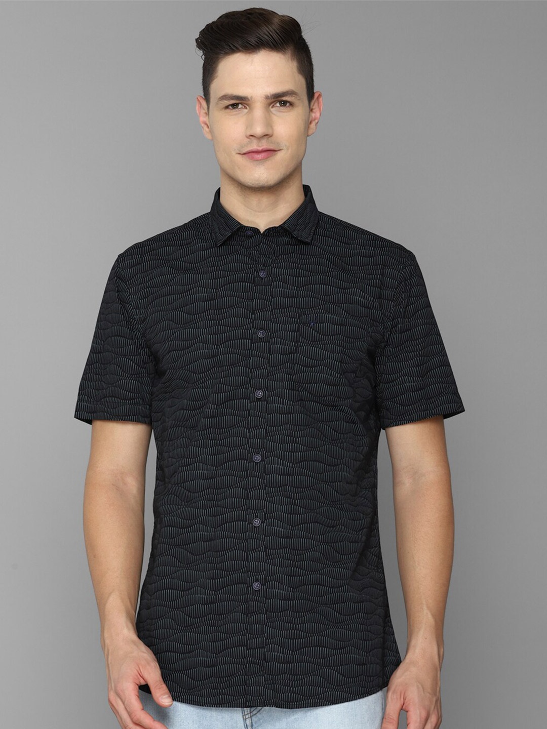 

Allen Solly Sport Men Black Printed Casual Cotton Shirt