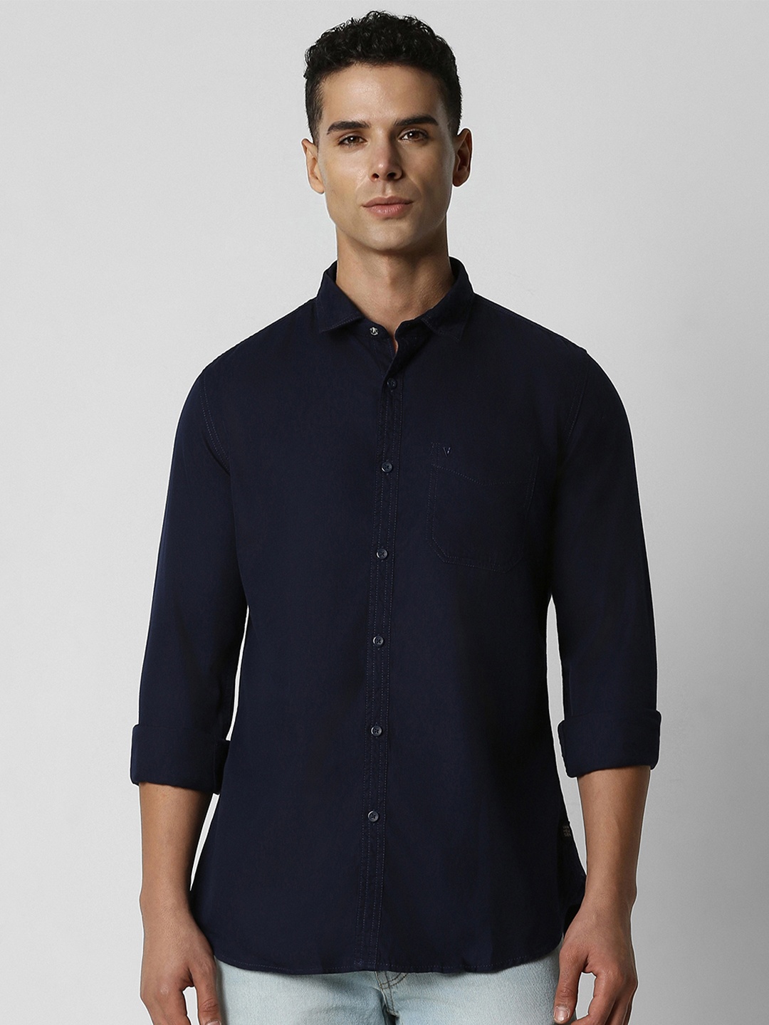 

VAN HEUSEN DENIM LABS Men Navy Blue Slim Fit Pure Cotton Casual Shirt