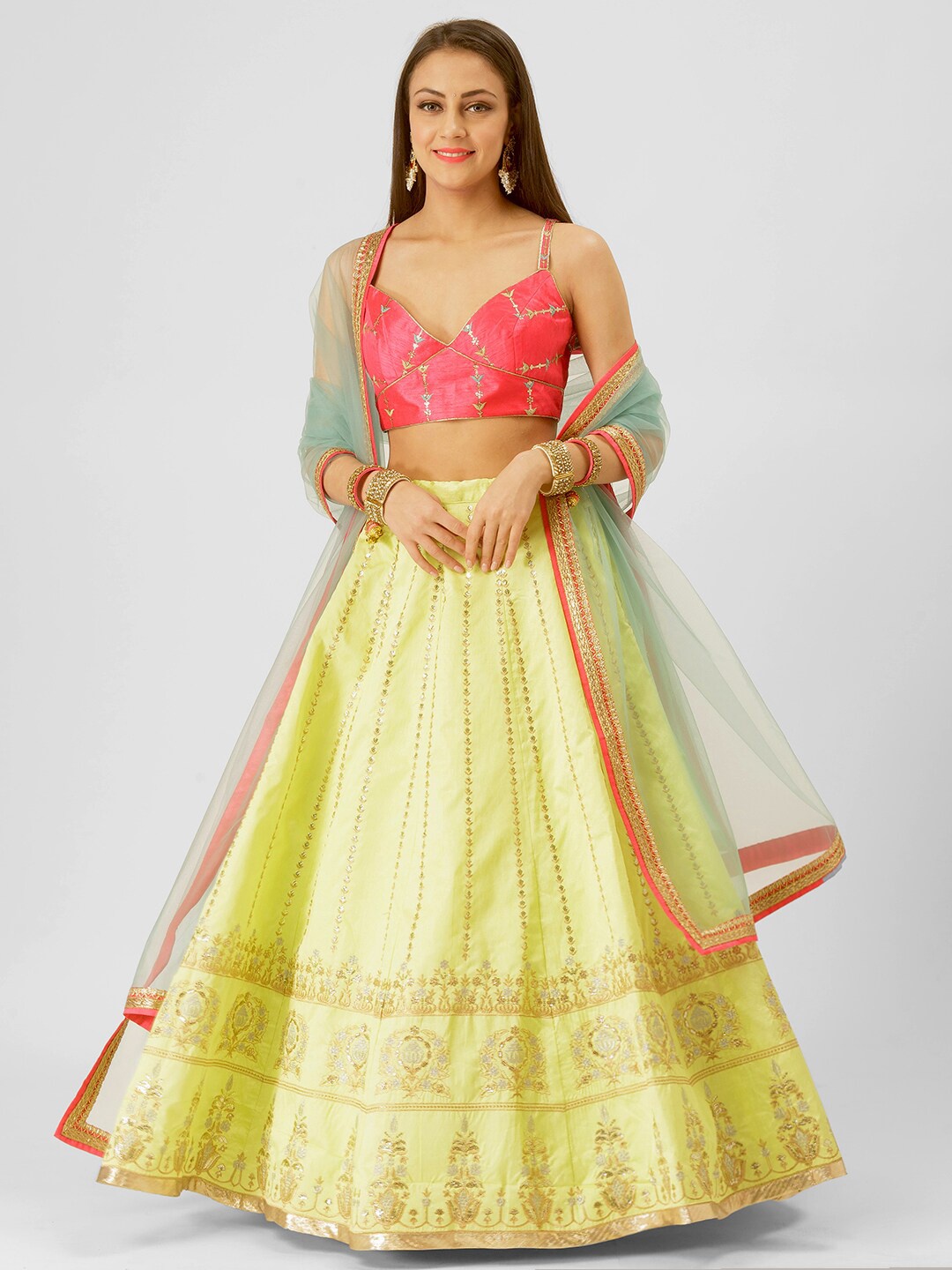 

6Y COLLECTIVE Green & Magenta Embroidered Sequinned Semi-Stitched Lehenga & Unstitched Blouse With Dupatta
