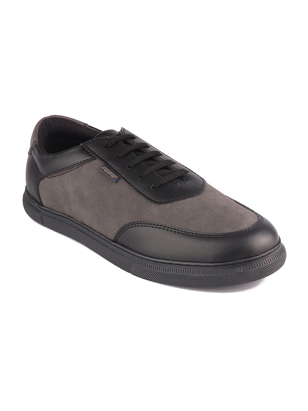 

FURO by Red Chief Men Colourblocked Sneakers, Grey