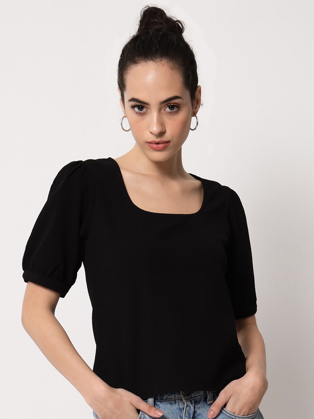 

Trend Arrest Black Sleeve Solid Top