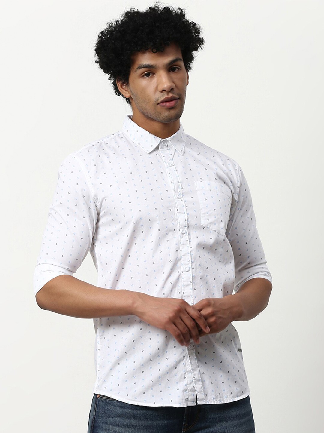 

abof Men White Printed Casual Shirt