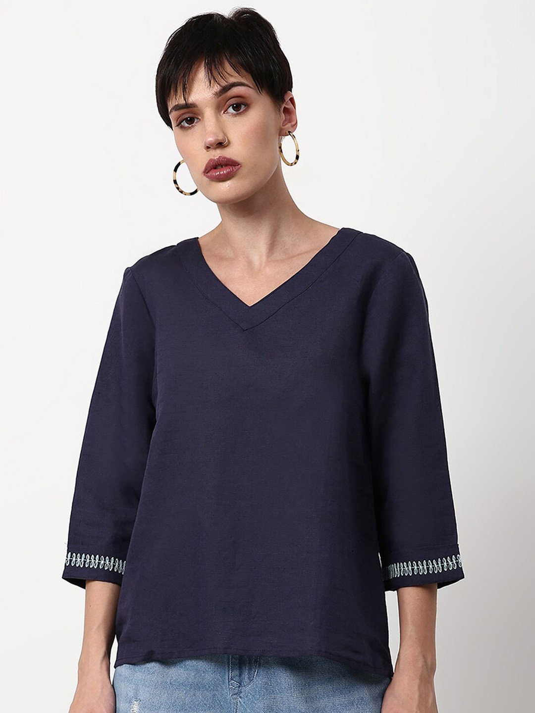 

abof Women Navy Blue Solid V-Neck Top