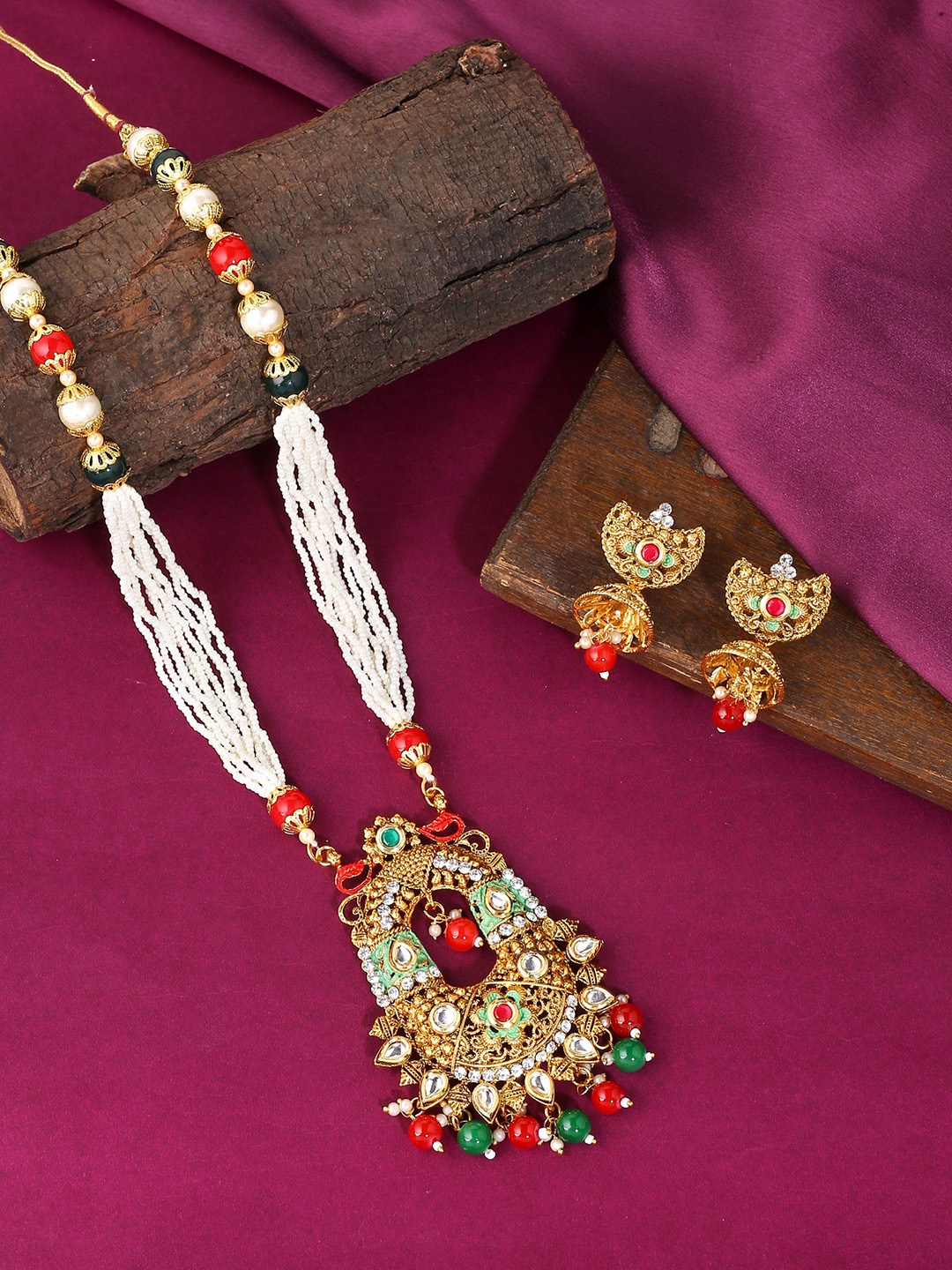 

Yellow Chimes Gold-Plated White Long Kundan Beaded Charm Jewellery set