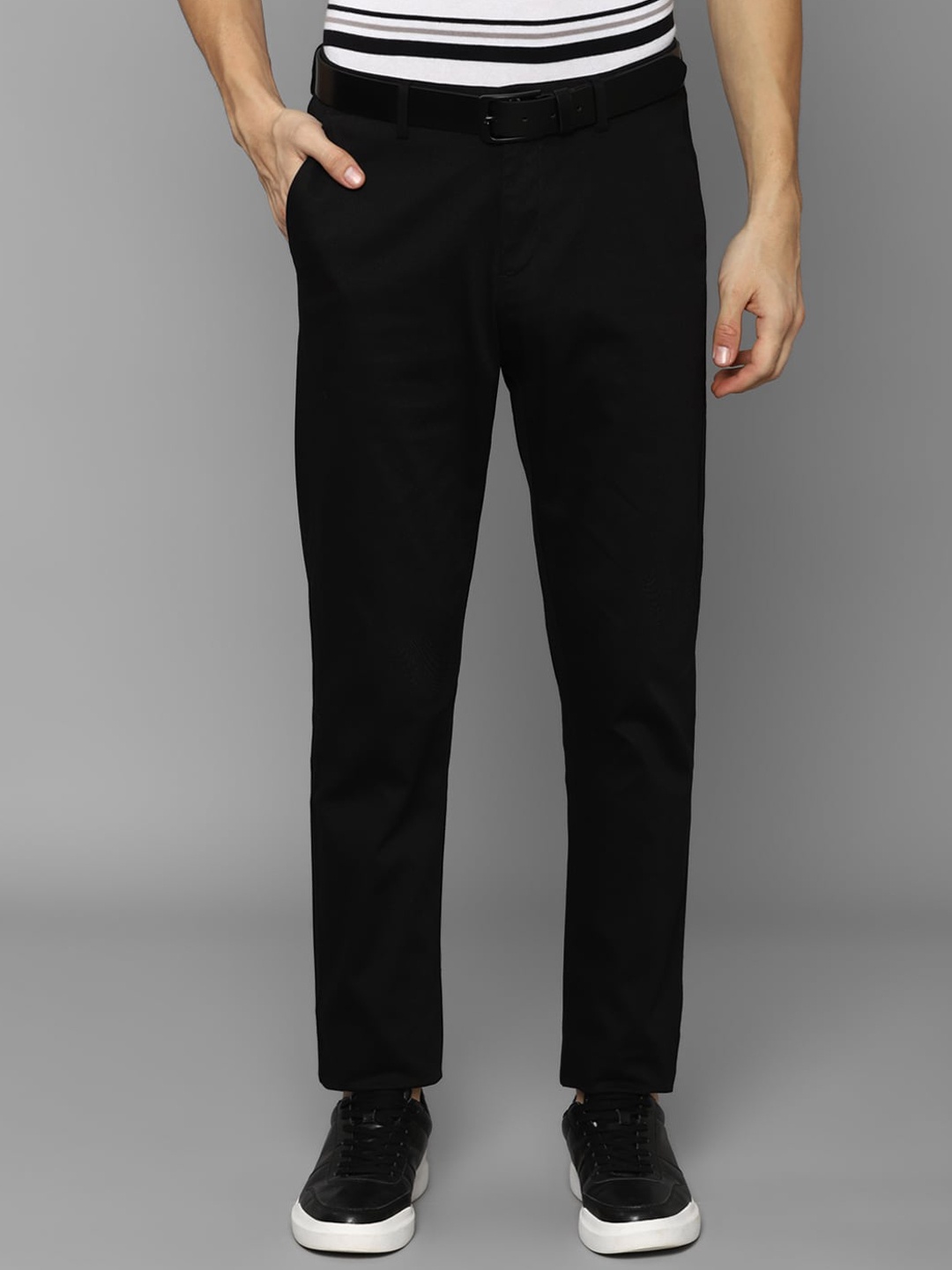 

Allen Solly Men Black Regular Fit Solid Trousers