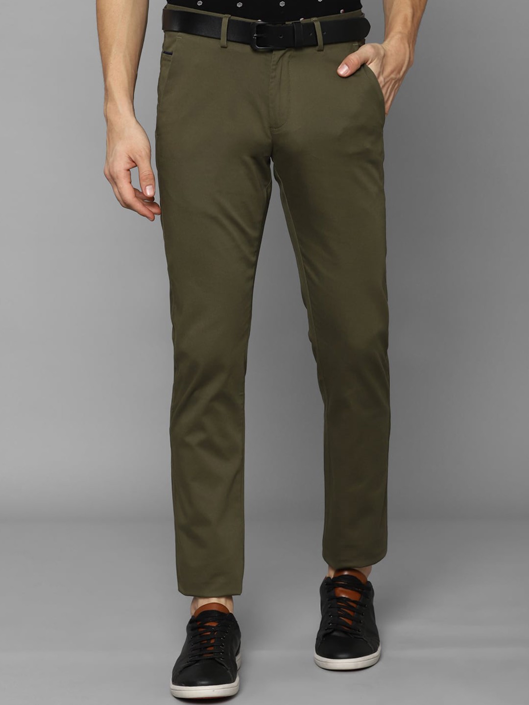 

Allen Solly Men Olive Green Slim Fit Cotton Trousers