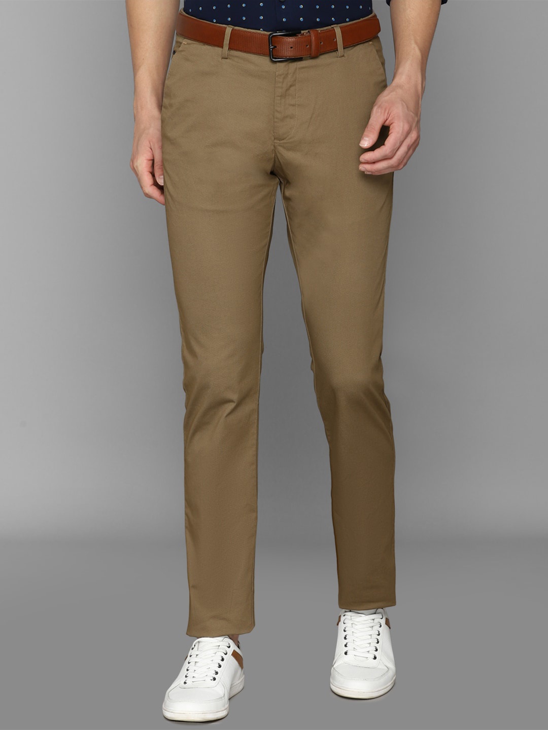 

Allen Solly Men Brown Slim Fit Solid Trousers