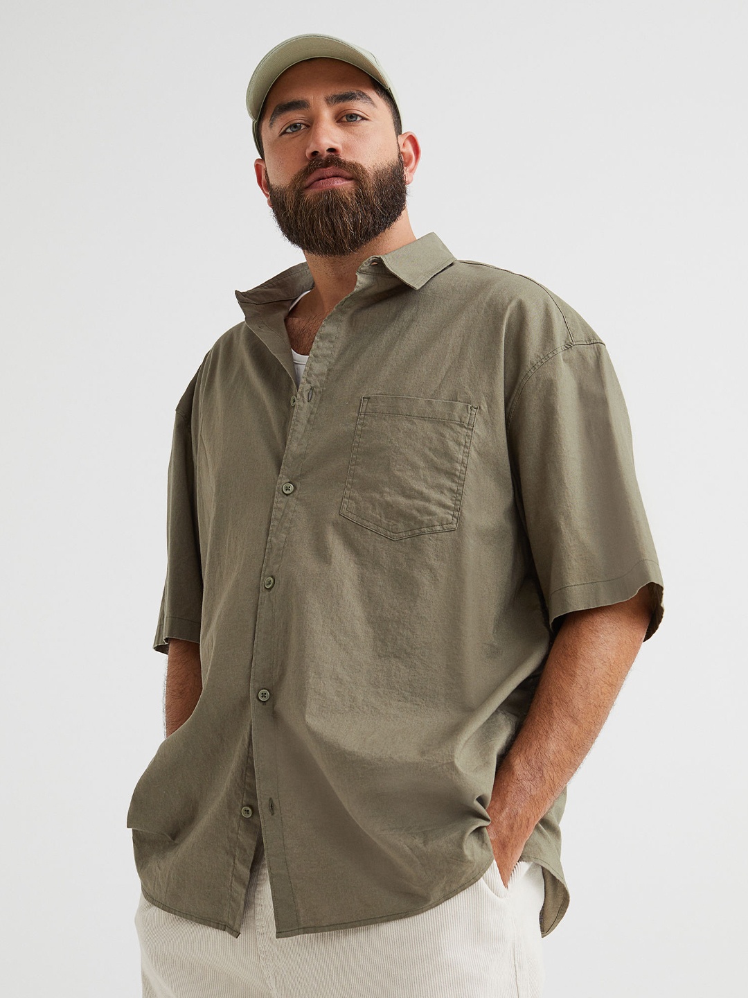 

H&M Men Olive Green Relaxed Fit Short-Sleeved Shirt