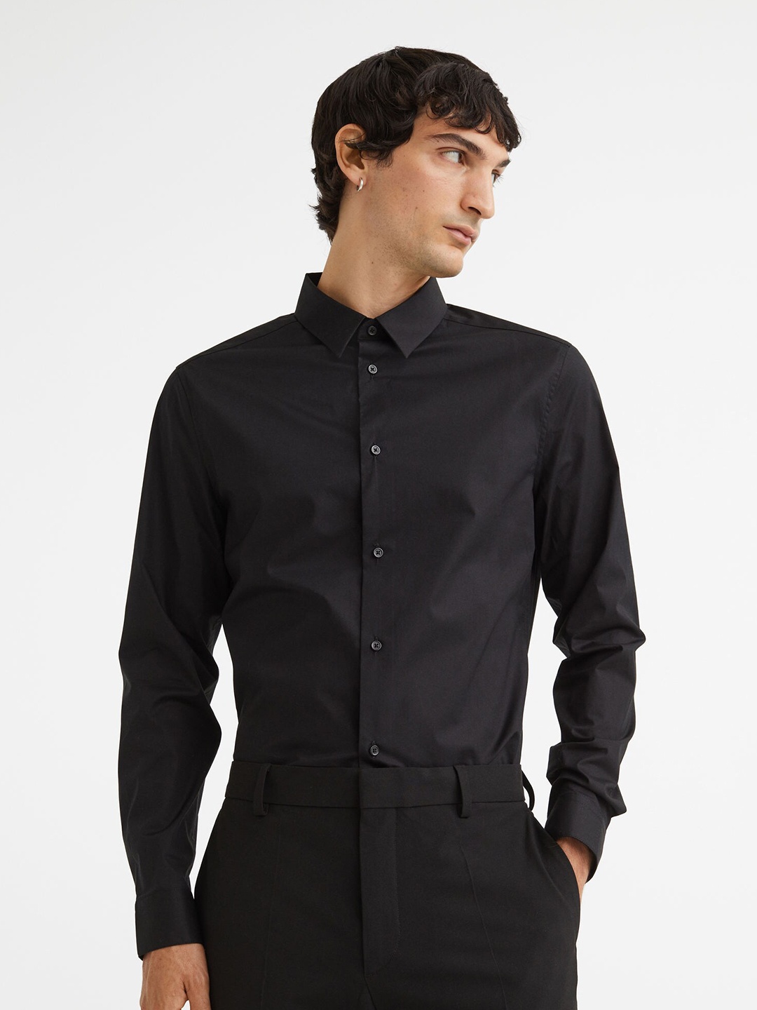 

H&M Men Black Muscle Fit Cotton shirt